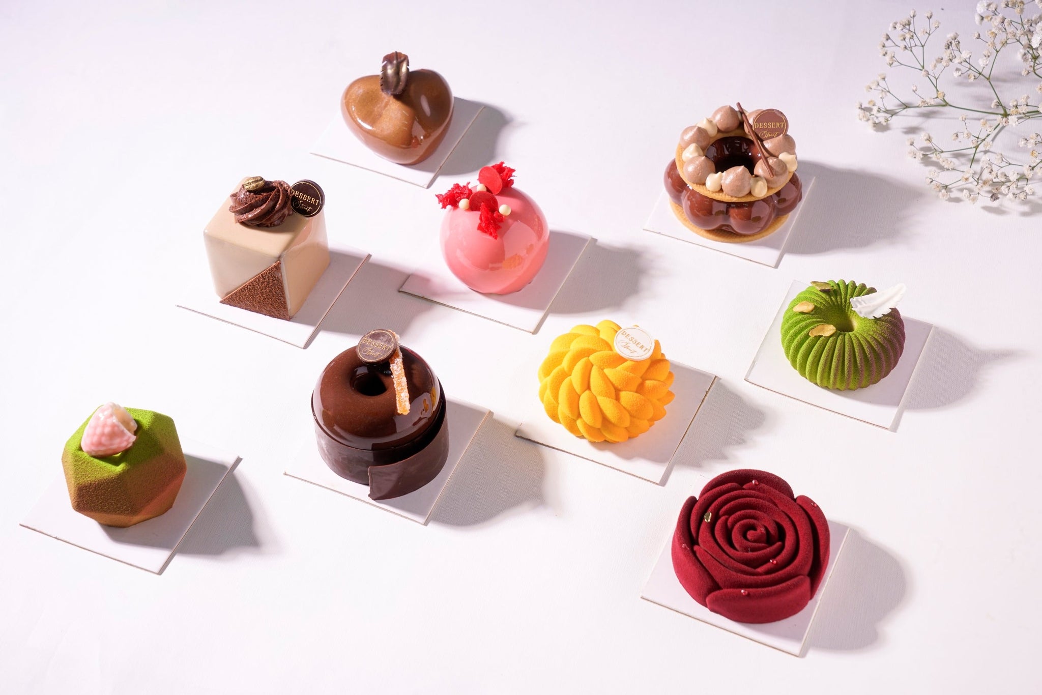 Create Your Box of 4 Petit Gateau